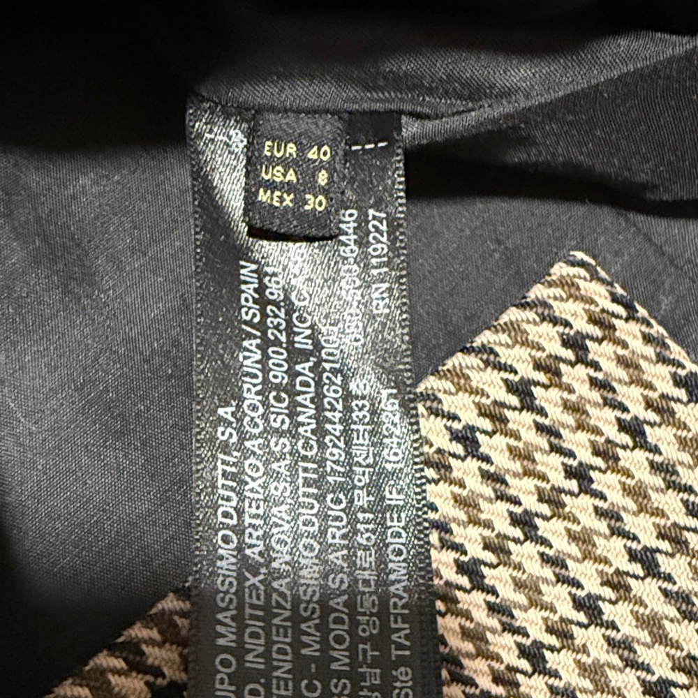 Brand new Women's Houndstooth Blazer - Picture 3 of 7